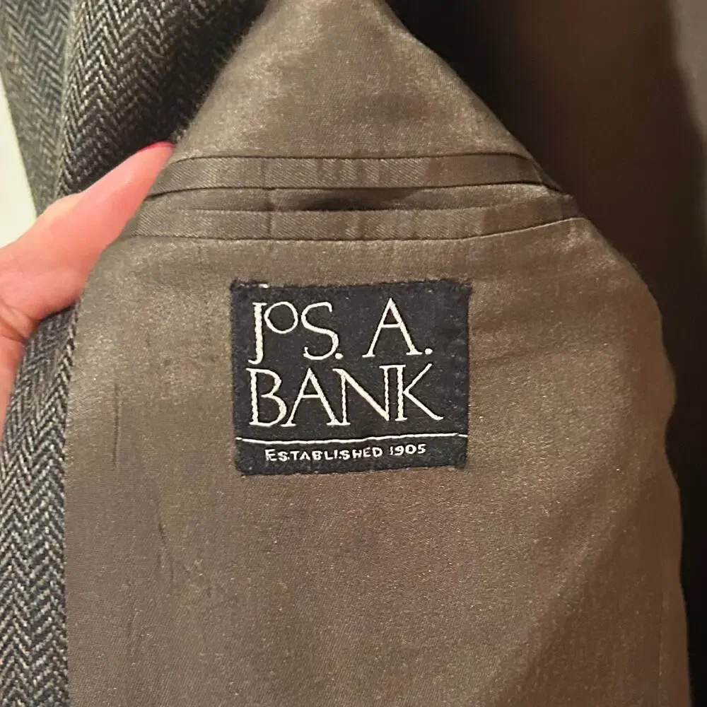 Jos. A. Bank 100% Wool Brown Herringbone Jacket Sport Coat 40R 2-Button Close